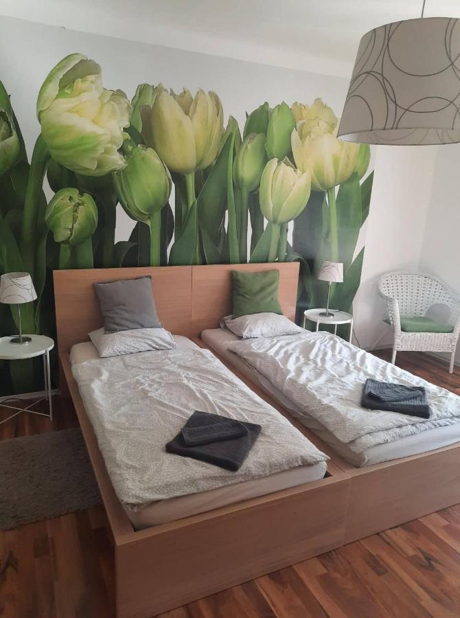 Das Tulpen Apartment Weiden am See Dış mekan fotoğraf
